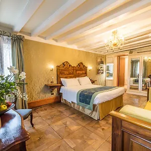 https://casa-nicolo-priuli.hotelinveneto.com