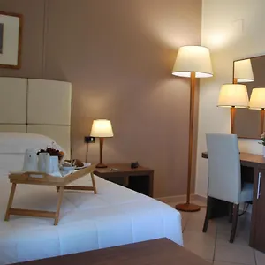 https://domus-mariae-albergo.sicilyhotelsitaly.net
